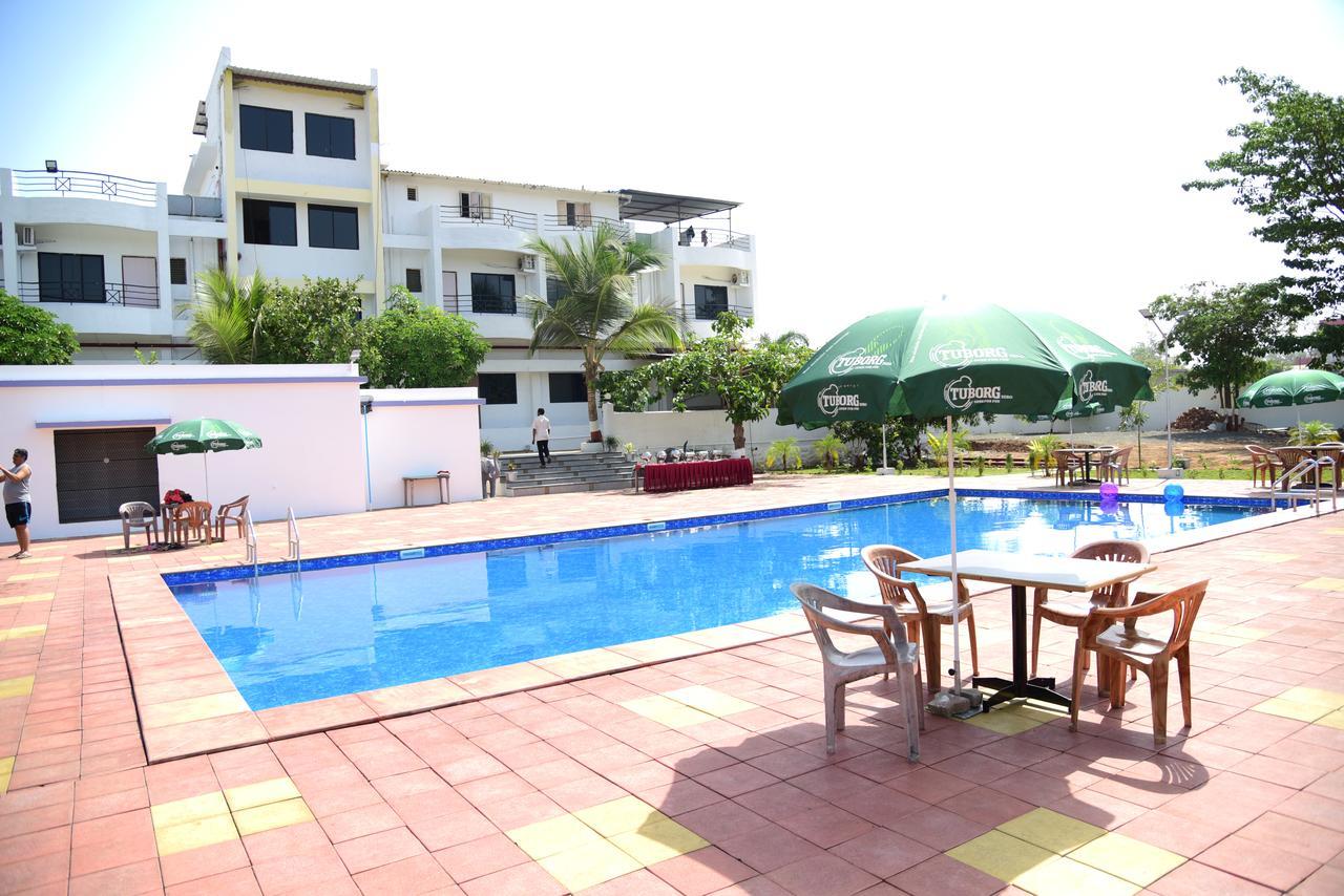 River Touch Resort Silvassa Dış mekan fotoğraf